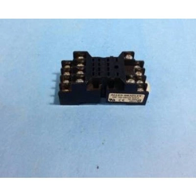 700-HN128 RELAY SOCKET 10AMP 300VAC 14 BLADE Allen Bradley