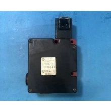 802F-TE60M11 SERIES A INTERLOCK SWITCH KEY 10A 300V Allen Bradley