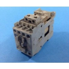 100-C09Z*400 CONTACTOR 600VAC 32A 24VDC COIL Allen Bradley
